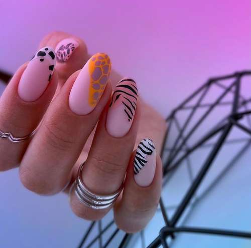 Ultra-fashionable manicure with animal print: new items 2021, photos