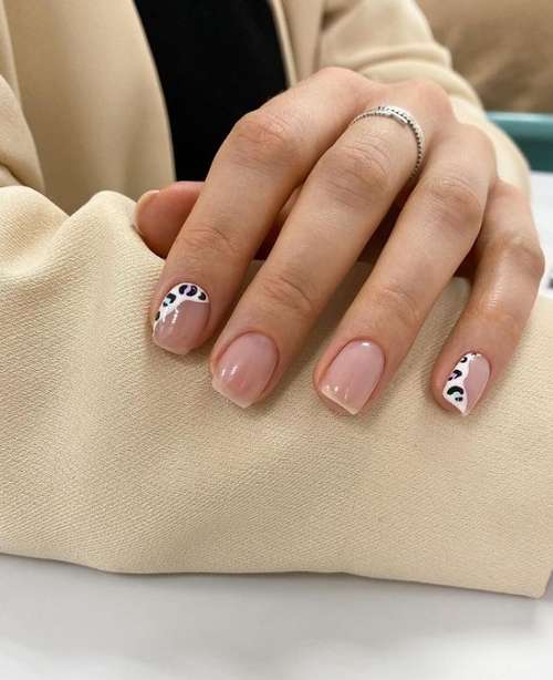 Animal print on transparent nails