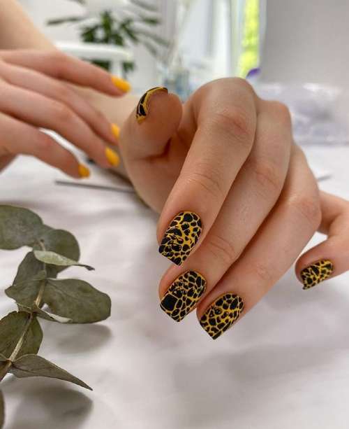 Manucure imprimé léopard