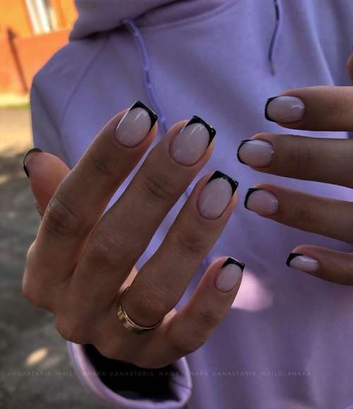 Trendy autumn jacket 2021: new nail designs, photos