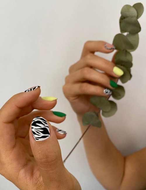 Autumn manicure 2021 for short nails: photos, design trends