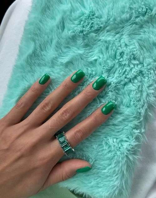 Autumn manicure 2021 for short nails: photos, design trends