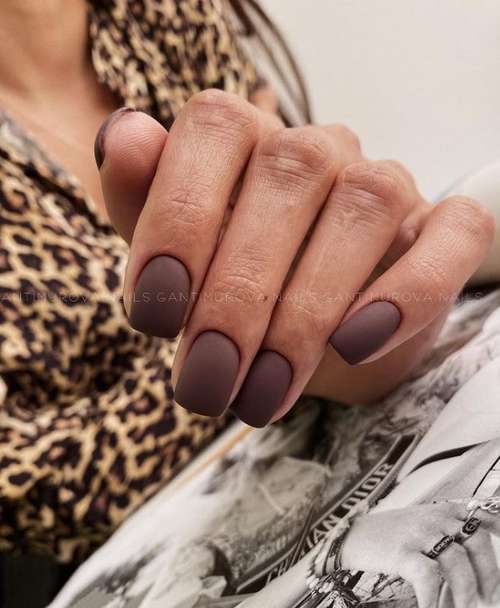 Manucure d'automne 2021 pour ongles courts: photos, tendances du design