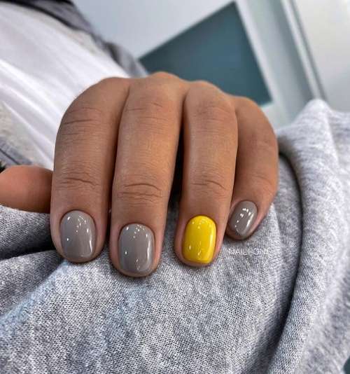 Autumn manicure 2021 for short nails: photos, design trends