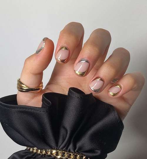 Nude with gold manicure autumn