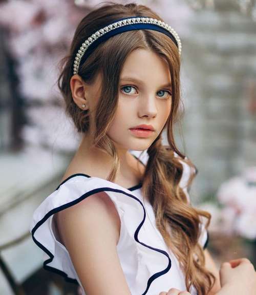 Hairstyles for September 1 for girls from 7 to 16 years old: photos, news