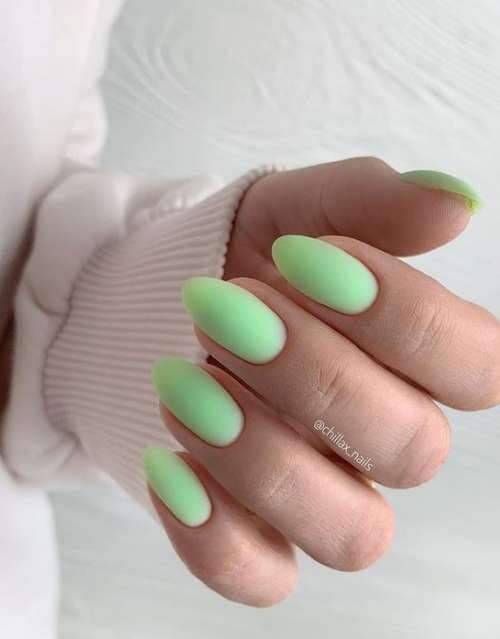 Solid color manicure with a mint base