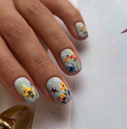 Flowers in brushstroke technique on nails