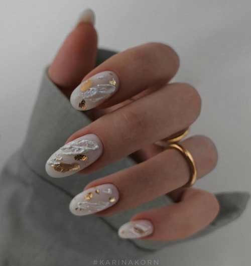 Coups de sucre sur les ongles longs