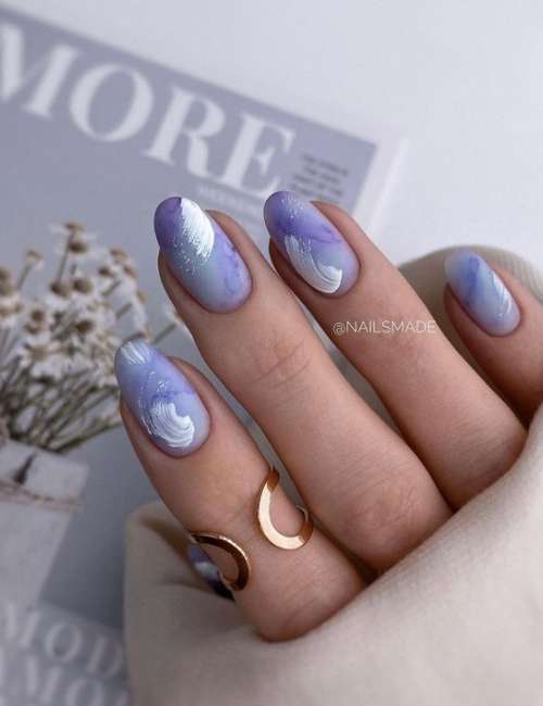 Design of strokes on nails: beautiful manicure ideas, new items