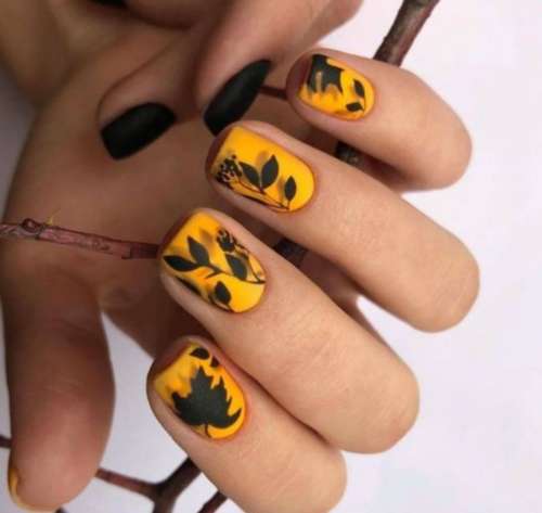 Black and yellow autumn nail designs