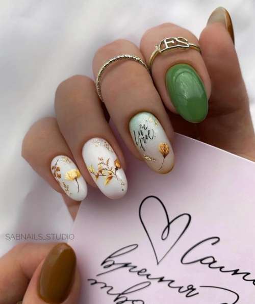 Autumn nail design 2021: beautiful new items, photos