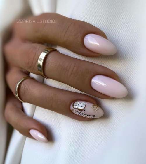 Autumn nail design 2021: beautiful new items, photos