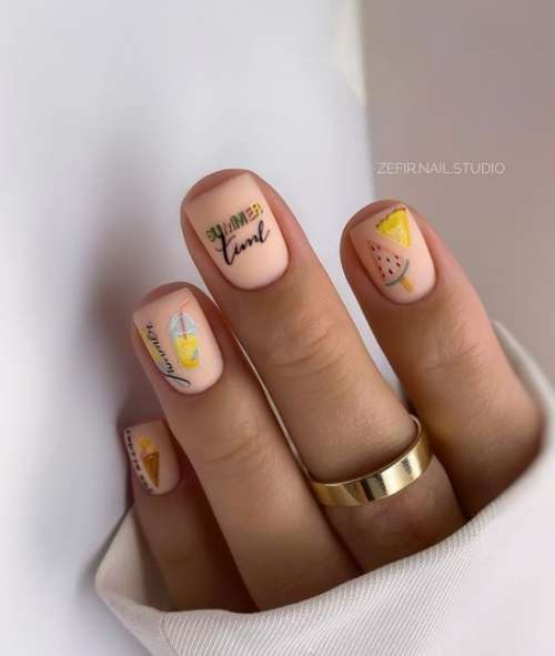 Autumn nail design 2021: beautiful new items, photos