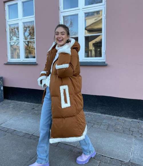 Oversized down jackets: trends in 2022, photos with what to wear