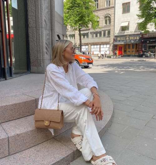 Oversized shirt 2022: trends, how to wear, women's looks