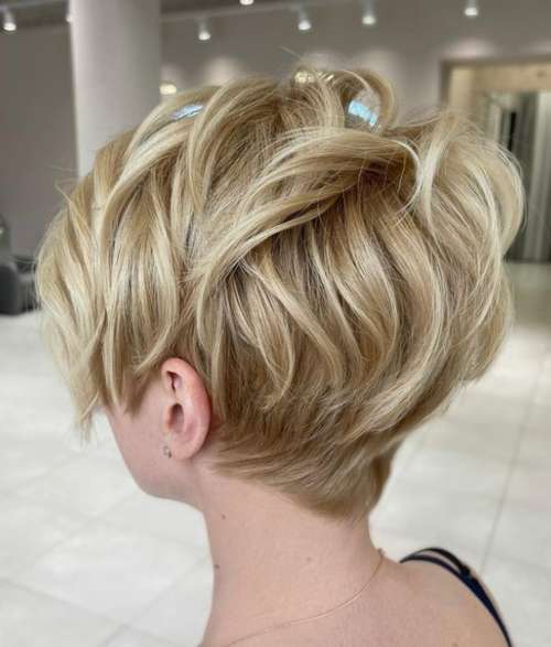 Coupe de cheveux Pixie bob: photos de coupes de cheveux de tous les côtés