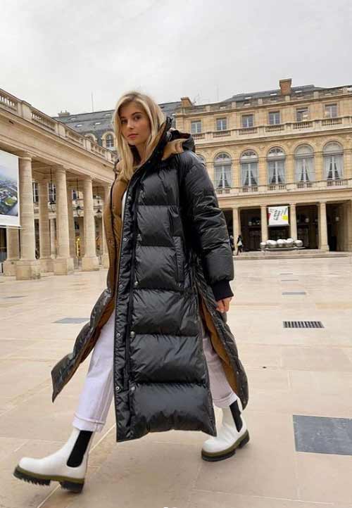 Oversized black puffer jacket