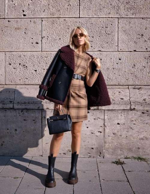 Fashionable sheepskin coats 2022: women's winter looks, trends, models