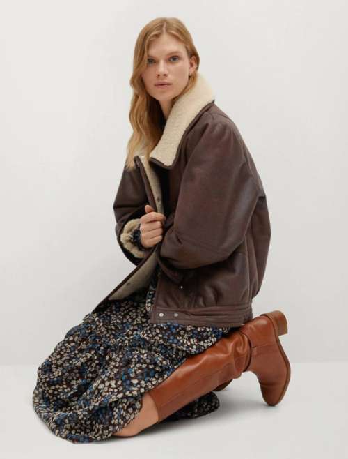 Fashionable sheepskin coats 2022: women's winter looks, trends, models