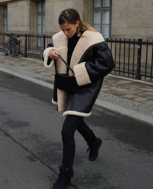 Fashionable sheepskin coats 2022: women's winter looks, trends, models