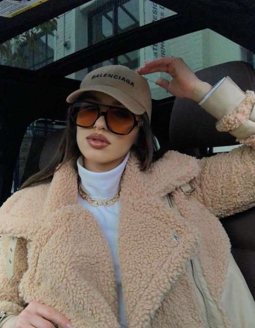 Fashionable hats 2022: trends, winter female models, photos