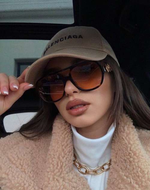 Fashionable hats 2022: trends, winter female models, photos