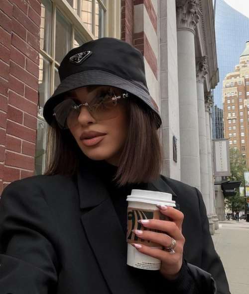 Fashionable hats 2022: trends, winter female models, photos