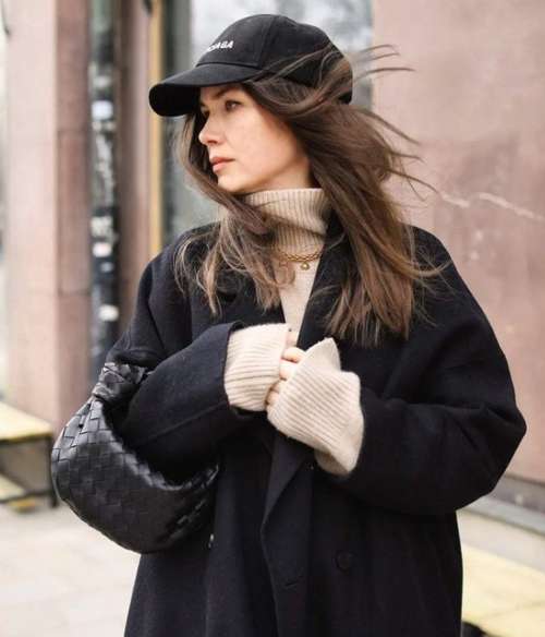 Fashionable hats 2022: trends, winter female models, photos