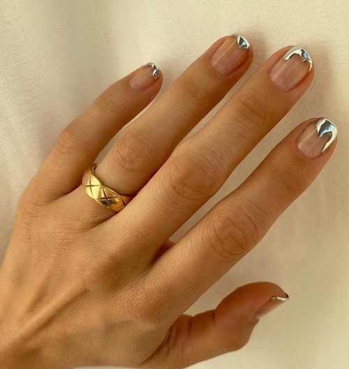 New Year's manicure for short nails