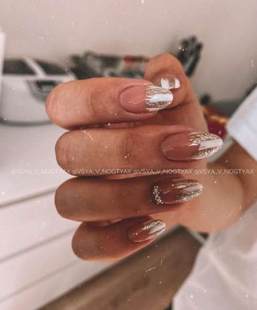 New Year's manicure 2022: elegant design, colors, ideas in the photo