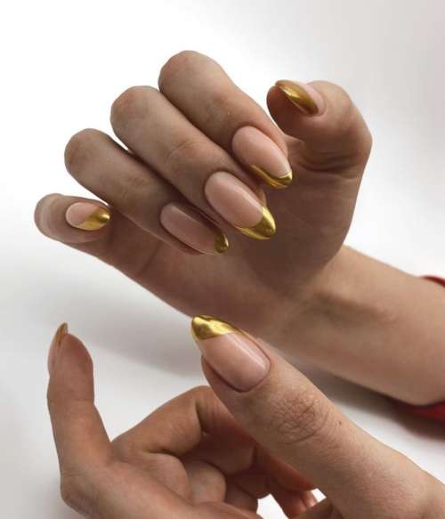 New Year's manicure 2022: elegant design, colors, ideas in the photo