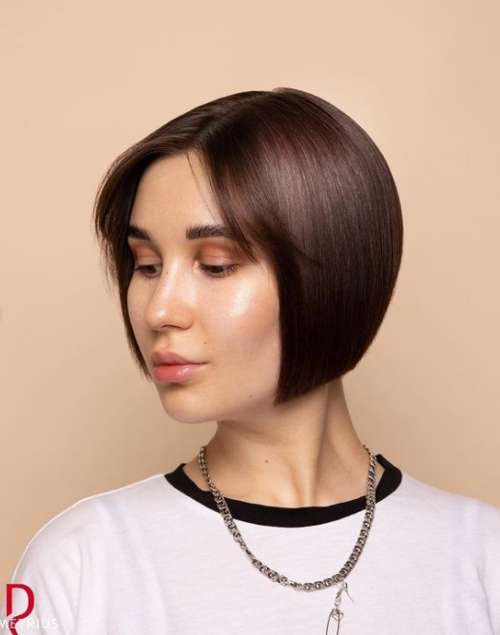 Bob haircut for short hair: trends in 2022, types, photos