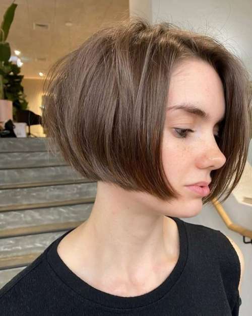 Bob haircut for short hair: trends in 2022, types, photos