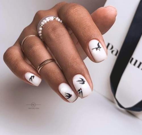 Black and white manicure short nails