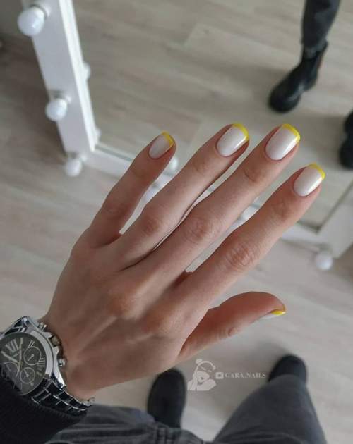 White manicure for short nails: new design 2022, photo