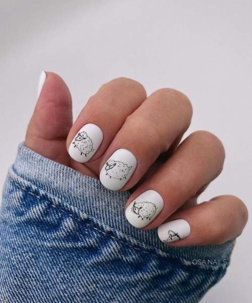 White manicure for short nails: new design 2022, photo